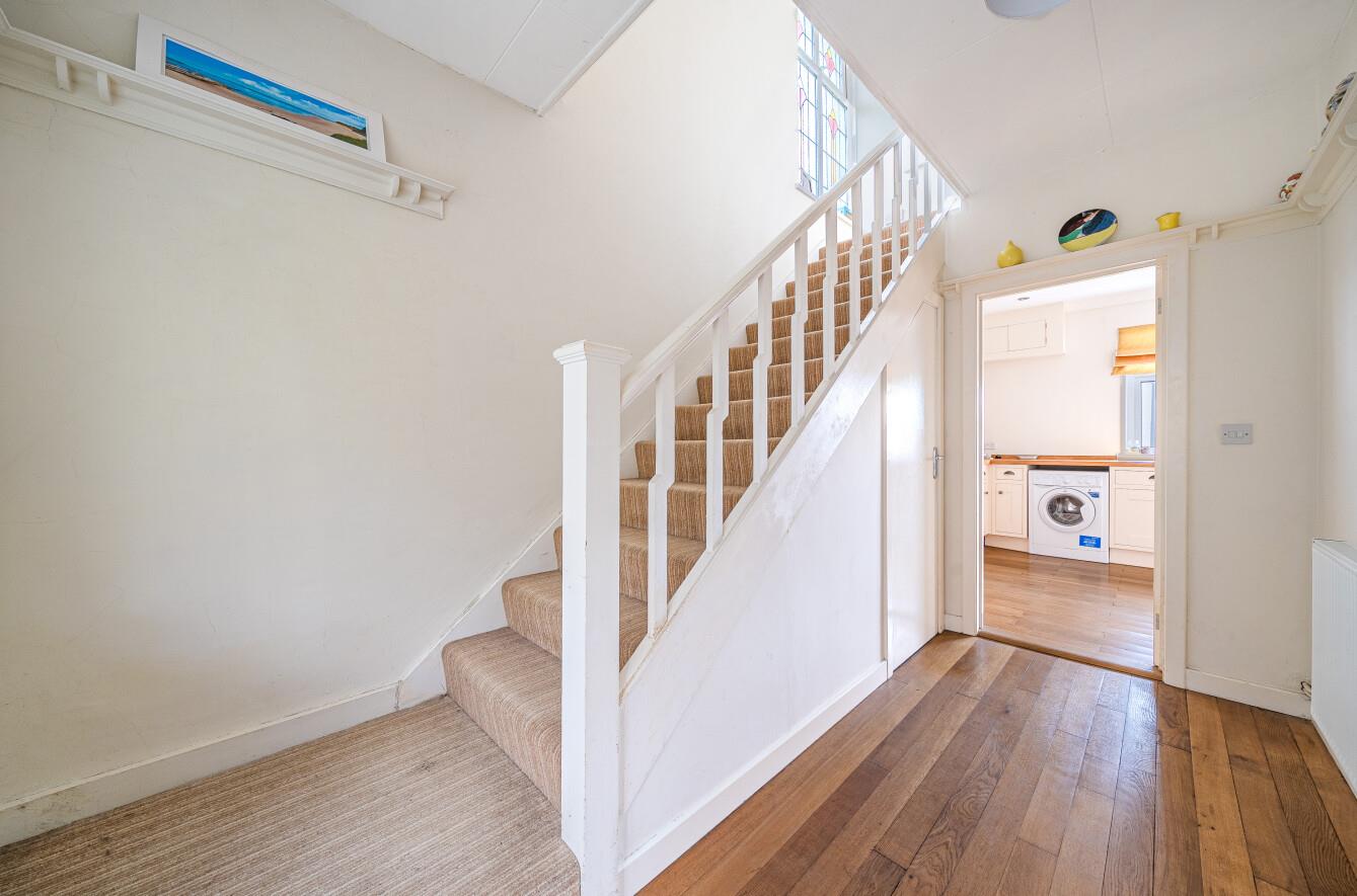 St. Margarets Drive, Llanelli, SA15 4EW